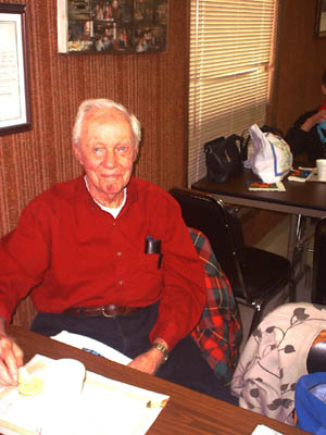 antioch_senior_center_103101_32.JPG 31.5K